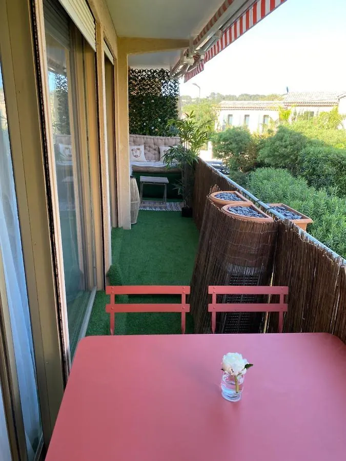 Saint Tropez Spacieux Appartement La Florida