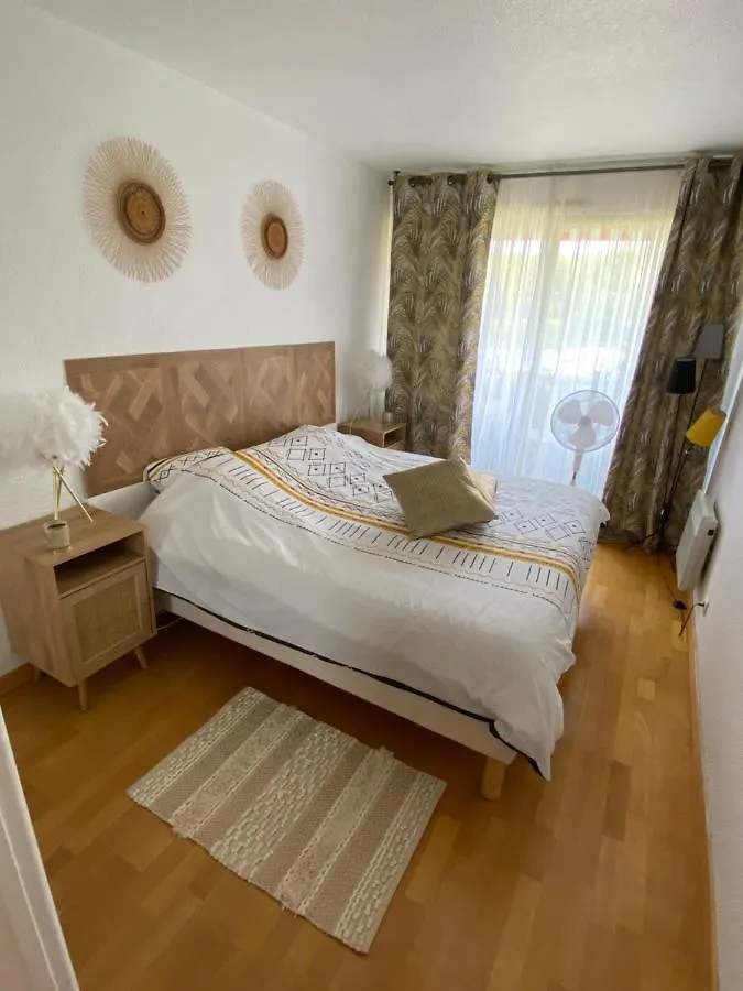 Saint Tropez Spacieux Appartement La Florida 0*, 쎙뜨호뻬 프랑스